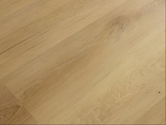 SPC Flooring AP8681- Traditional Oak Woodgrain
